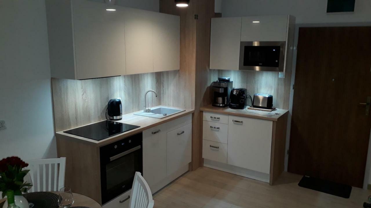 Apartament Oliwka Z Prywatnym Miejscem Postojowym Kolberg Exterior foto