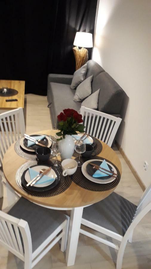 Apartament Oliwka Z Prywatnym Miejscem Postojowym Kolberg Exterior foto