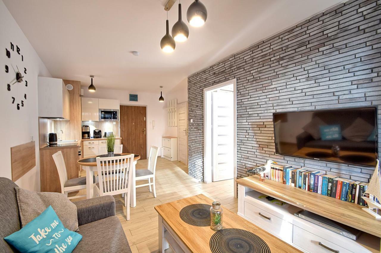 Apartament Oliwka Z Prywatnym Miejscem Postojowym Kolberg Exterior foto