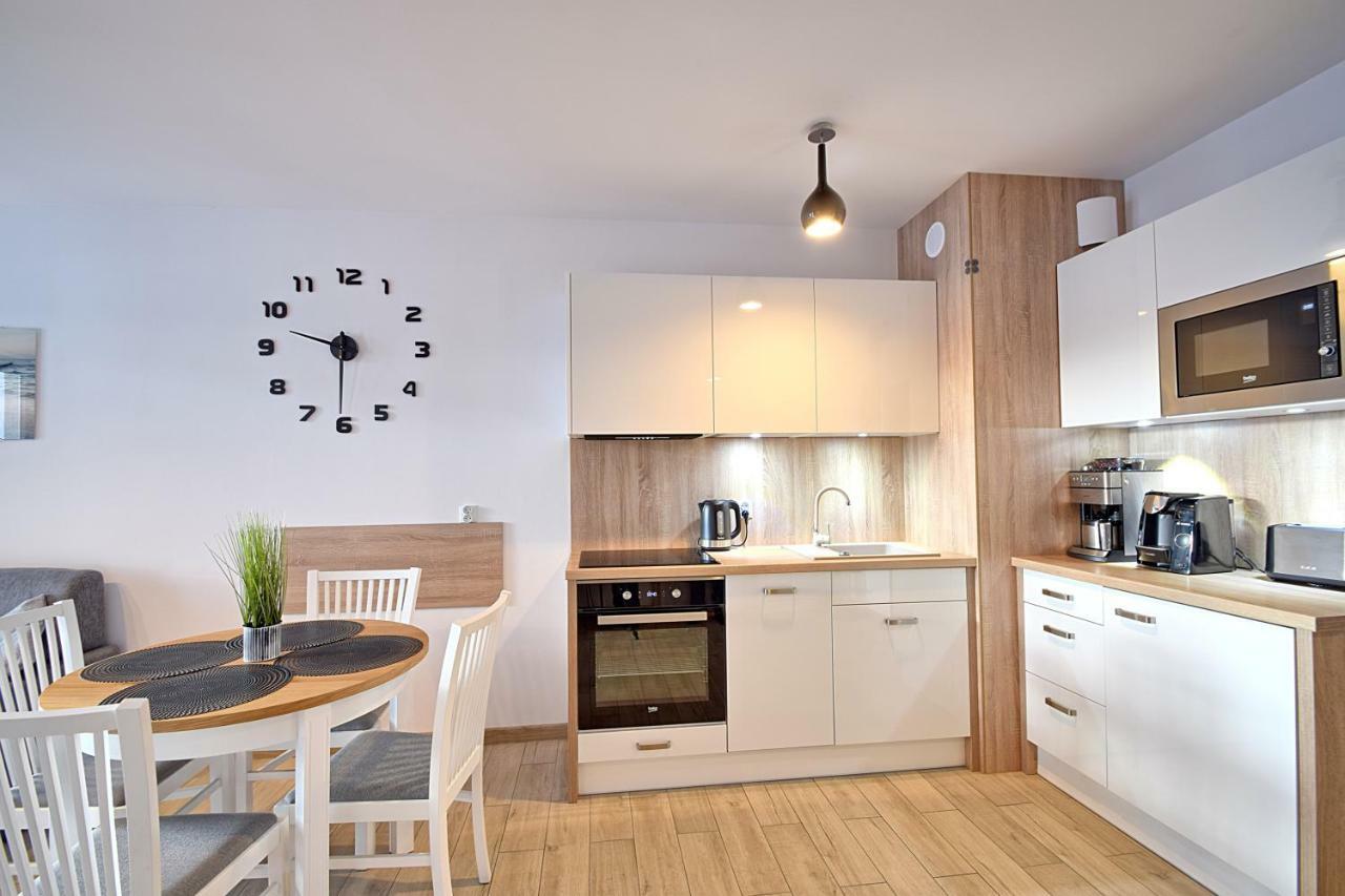 Apartament Oliwka Z Prywatnym Miejscem Postojowym Kolberg Exterior foto