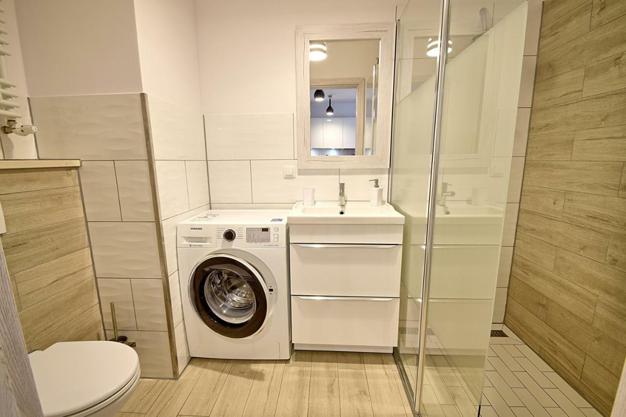 Apartament Oliwka Z Prywatnym Miejscem Postojowym Kolberg Exterior foto
